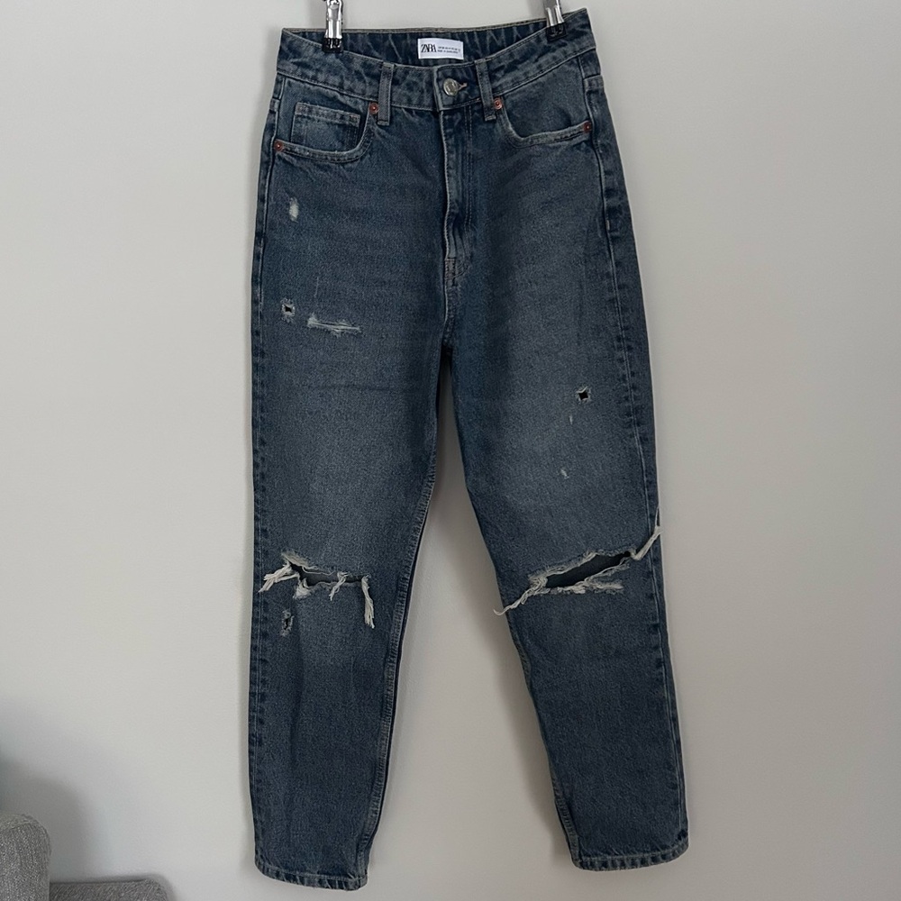 Zara Ripped Mom Fit Jeans